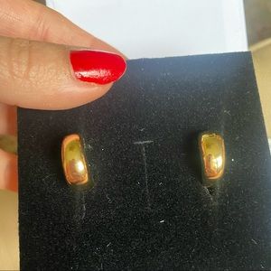 NWT Mejuri Fine Gold Hoop Dome Earrings